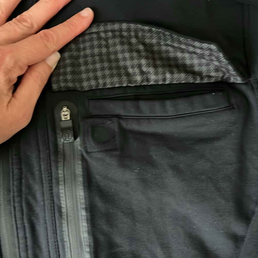 Lululemon Men’s Versatile Jacket - image 3